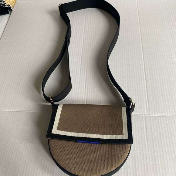 Rothy's Tan and Black Crossbody Bag - Picture 7 of 8